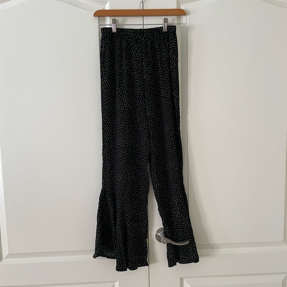 Vintage ruffle pants with tiny polka dots. Size Small, new with tags #trending